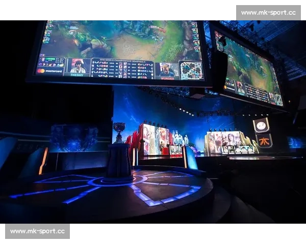 官方新闻震撼发布！全球顶尖电竞战队集结，为荣誉而战！