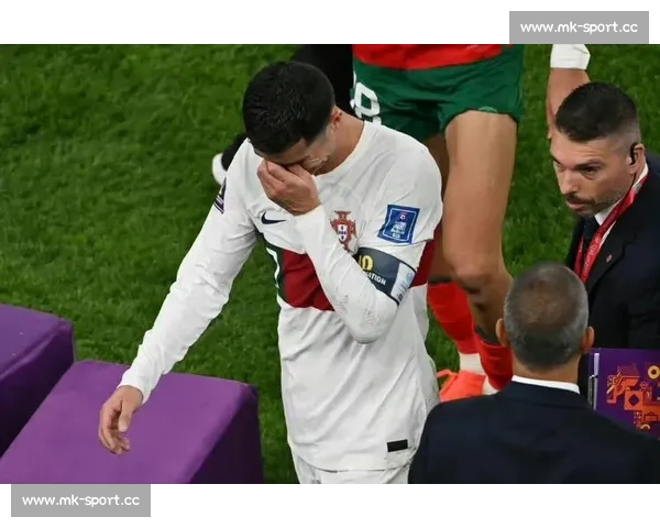 球迷的眼泪！那些遗憾出局的球队，他们的故事一样动人！