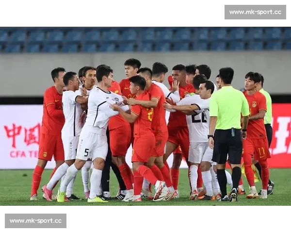 退役球员转型解说,犀利点评直击比赛要害! 退役球员转型解说,犀利点评直击比赛要害!